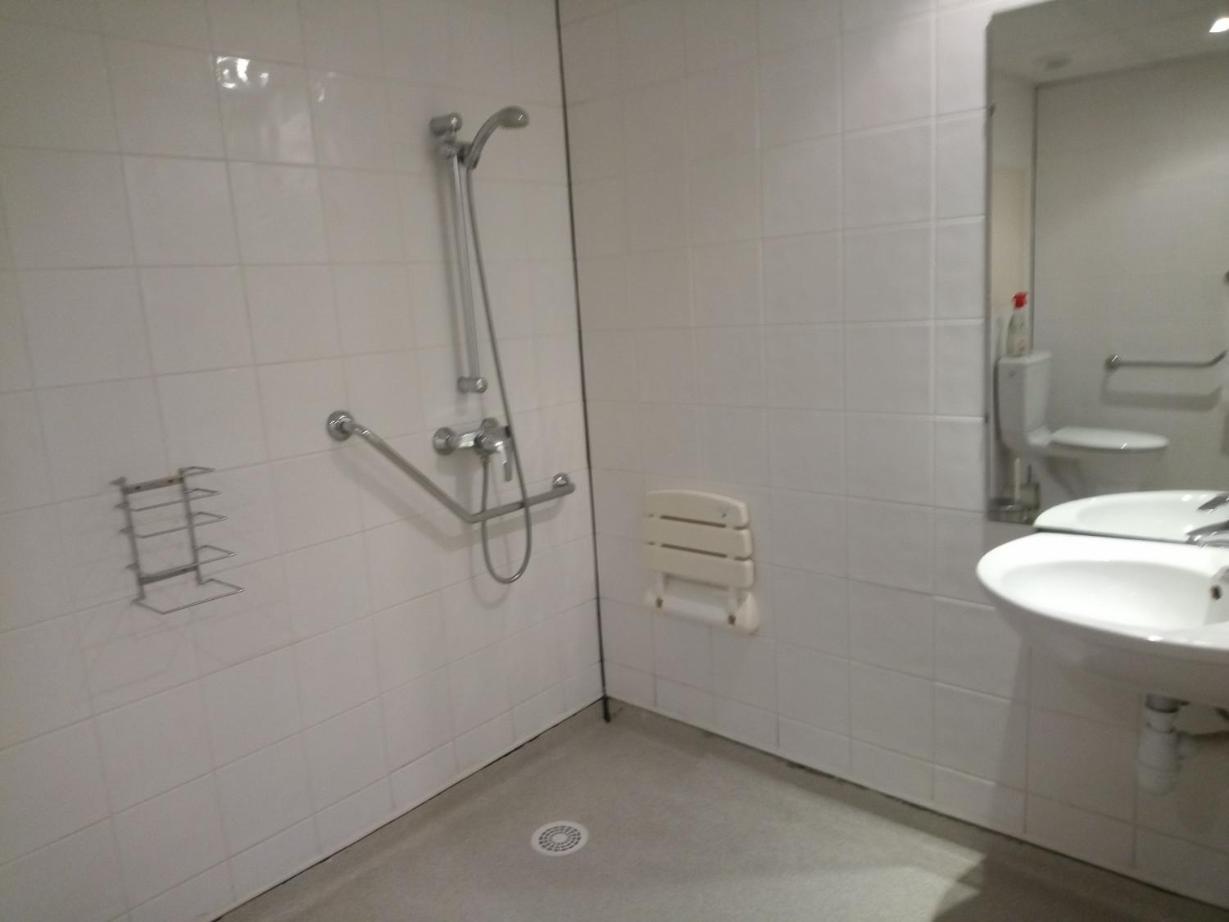Agreable Studio Familial A Lourdes, Proche Gare מראה חיצוני תמונה
